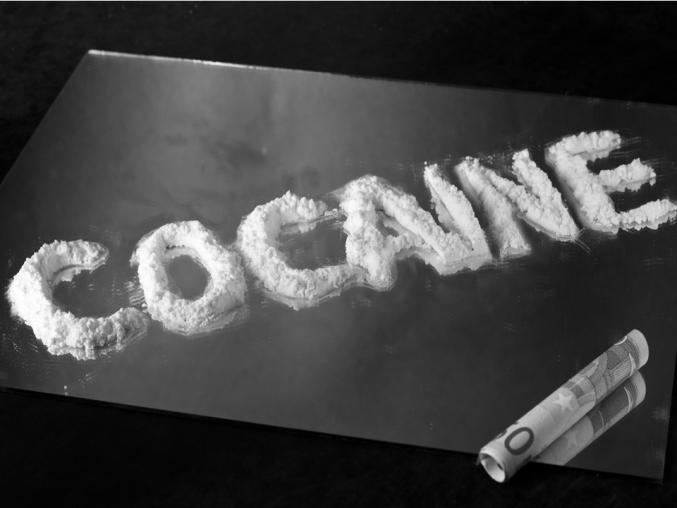 Primero la marihuana, ahora la cocaína.