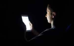b2ap3_thumbnail_ipad-night-reading.jpg